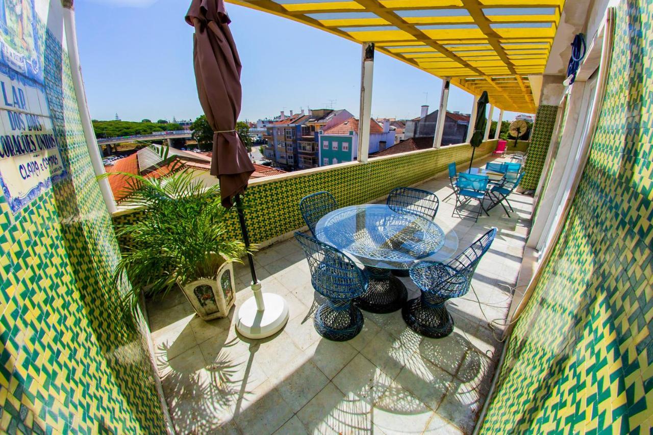 Auberge de jeunesse Lar Dois Coracoes à Algés Extérieur photo