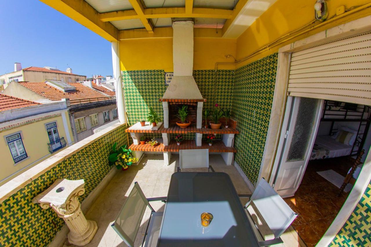 Auberge de jeunesse Lar Dois Coracoes à Algés Extérieur photo