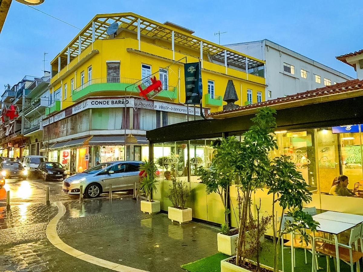 Auberge de jeunesse Lar Dois Coracoes à Algés Extérieur photo